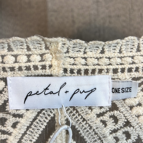 NWT Petal & Pup Alexandra Kimono - Picture 8 of 9